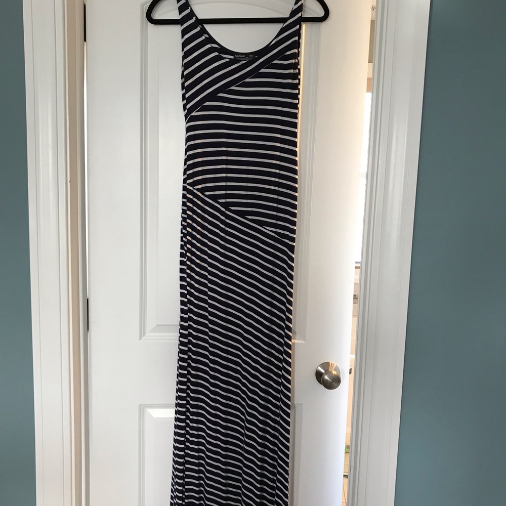 Maxi maternity dress